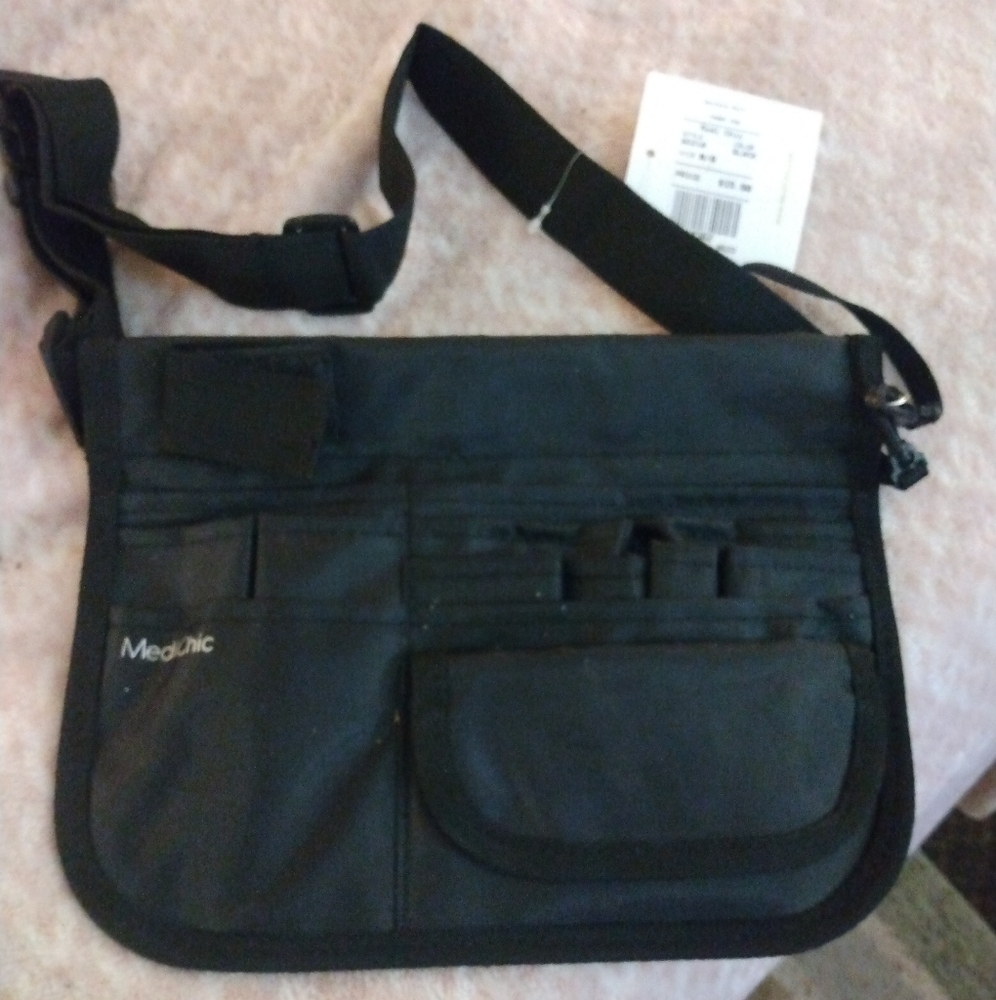 "Fanny pack" if you will, MediChic nurse pack
